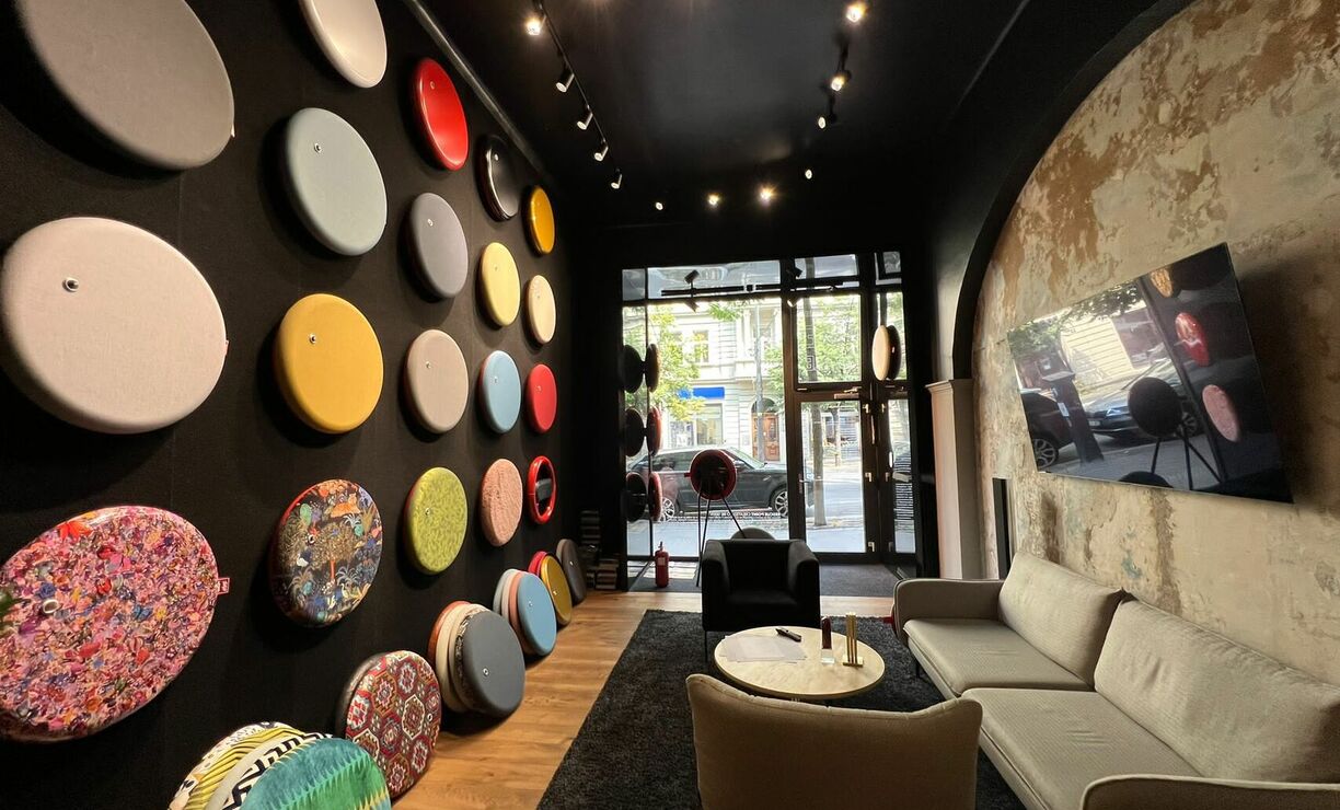 Showroom